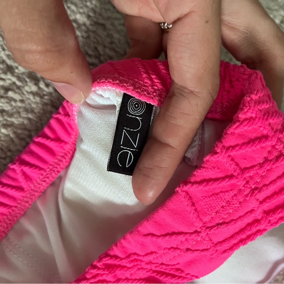 Onzie Hot Pink Yoga Bra - Picture 5 of 6